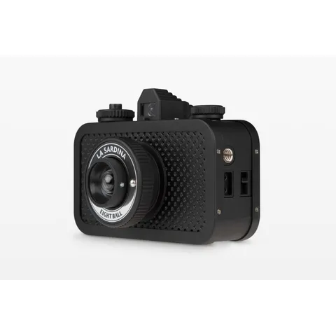 tw-11134207-23020-vhls1bexs5mvf5