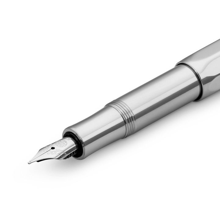 tw-11134207-7r98z-lq79um04or2a6c