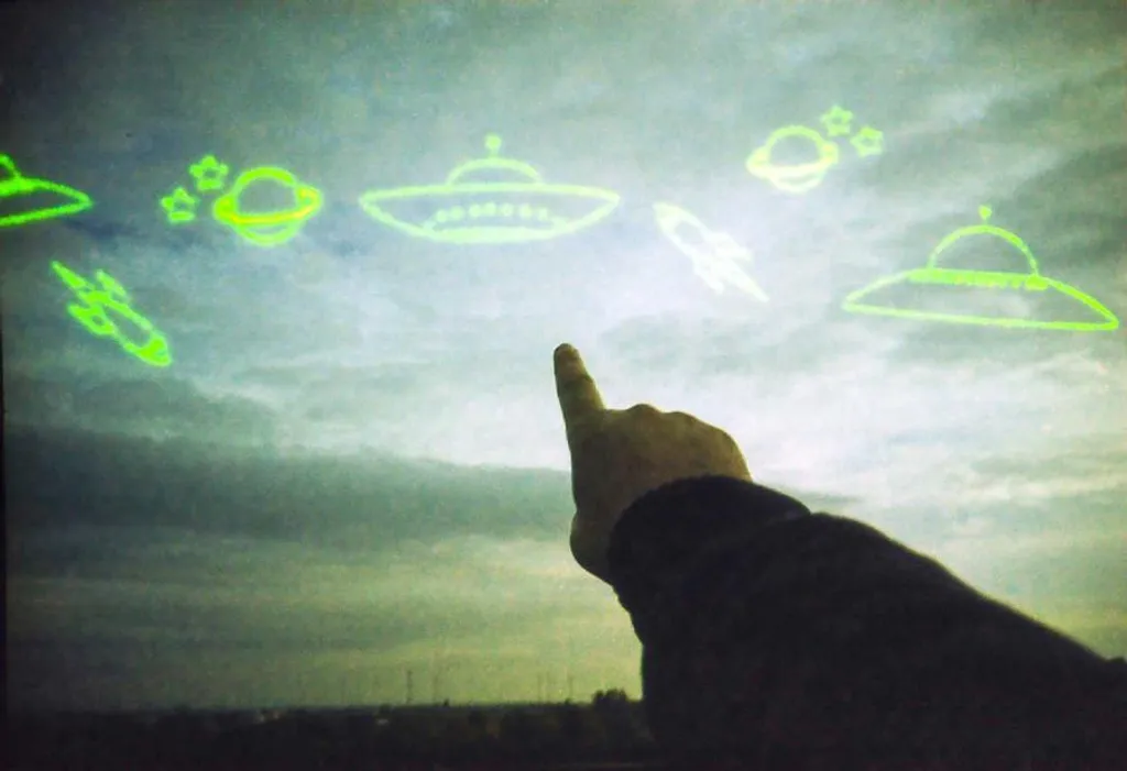 KONO-ufo_pre-exposed