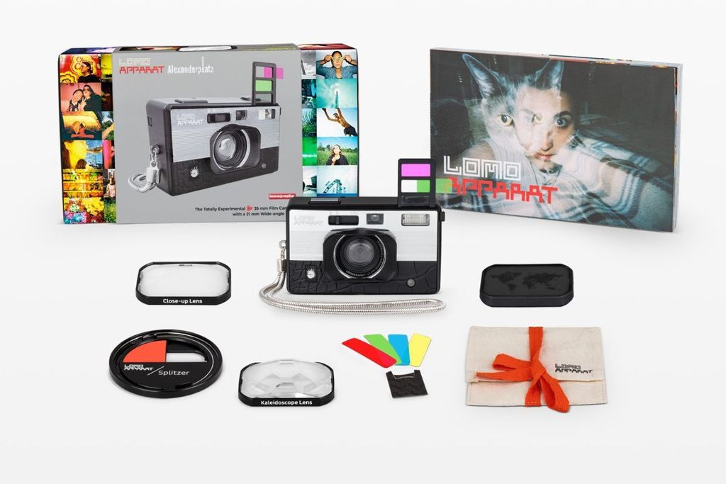 lomoapparat-alexanderplats-all-content-out-grey_1