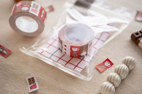 item_703_1j4p2o1d5747