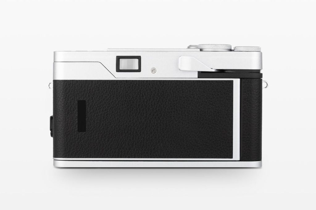 lomo-mca__silver__back__on-grey