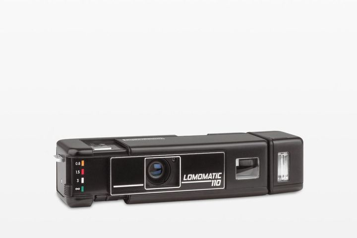 lomomatic-nocturne-qrt-left-grey