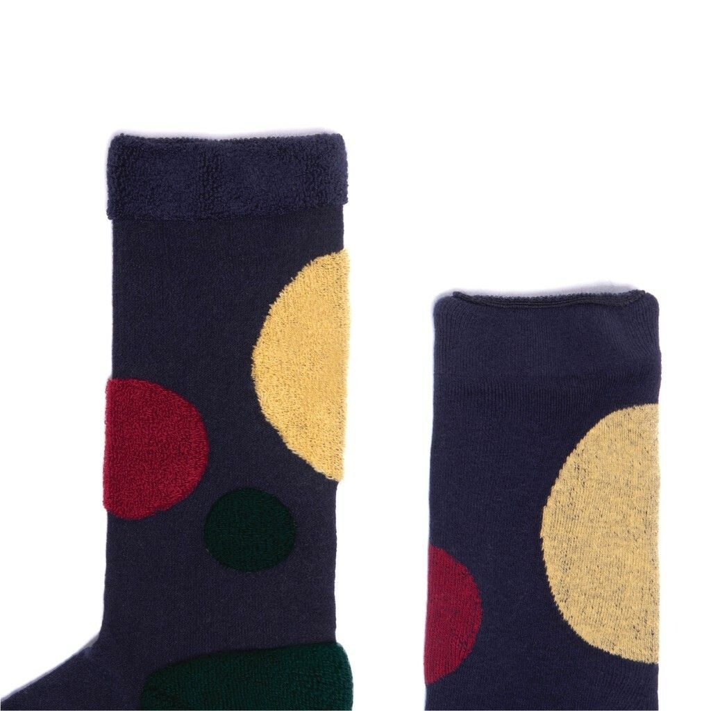 reversible-patterned-socks_goodpairsocks_goodstory_my-inner-beauty_hati_dark-blue_yellow_dark-red_bistro-green04.jpg