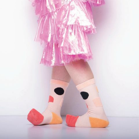 reversible-patterned-socks_goodpairsocks_goodstory_my-inner-beauty_jiwa_peach_black_orange_salmon-pink01.jpg