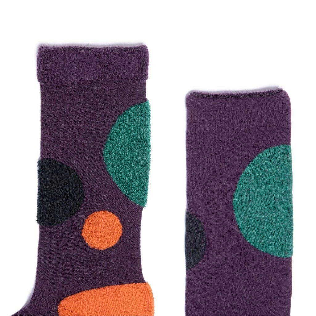 reversible-patterned-socks_goodpairsocks_goodstory_my-inner-beauty_hati_purple_green_orange_black04.jpg
