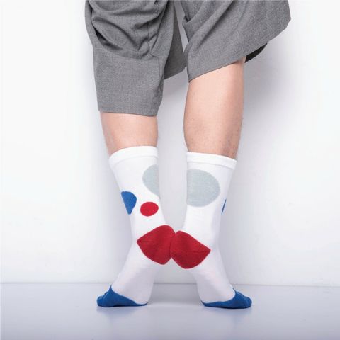 reversible-patterned-socks_goodpairsocks_goodstory_my-inner-beauty_hati_white_royal-blue_grey_red02.jpg