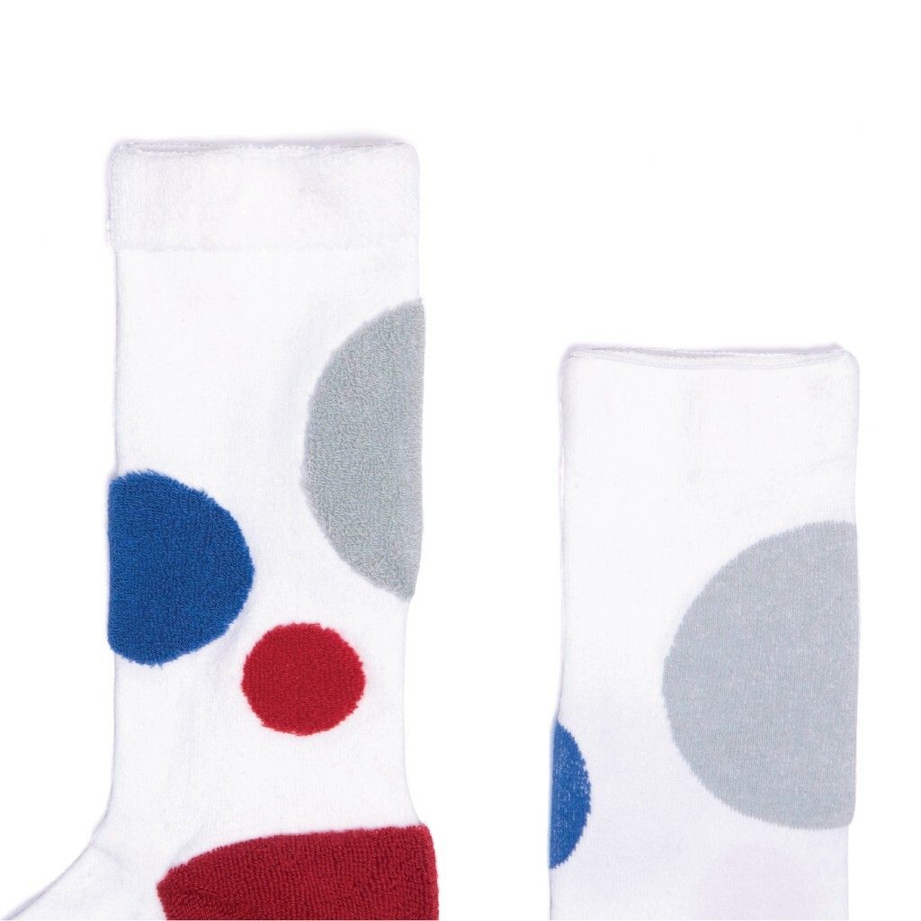 reversible-patterned-socks_goodpairsocks_goodstory_my-inner-beauty_hati_white_royal-blue_grey_red04.jpg