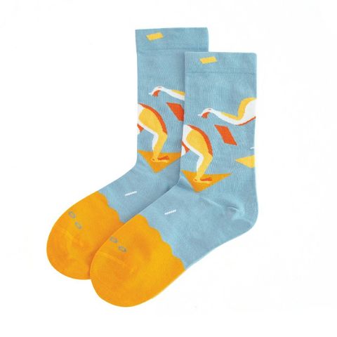 non-elastic-socks_goodpairsocks_goodstory_fancy-footwork_run_light-blue01.jpg