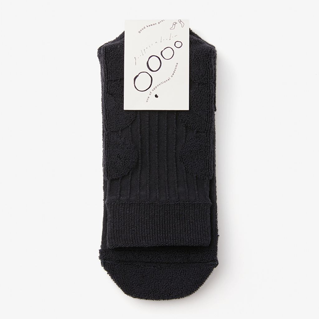 socks_goodpairsocks_doudou_goodkawanproject_oooo_oya_charcoal04.jpg