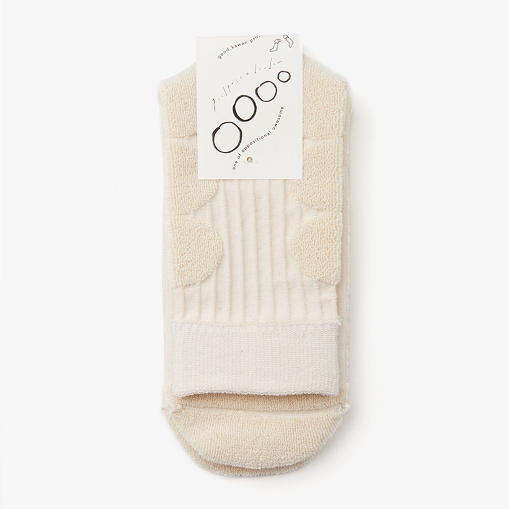 socks_goodpairsocks_doudou_goodkawanproject_oooo_oya_raw-yarn04.jpg