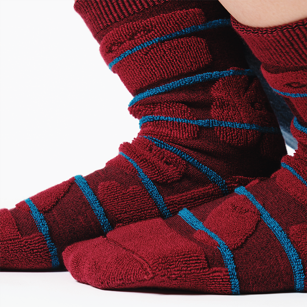 WAWW_PL_1X1_SOCKS-WEIRDWE_02D
