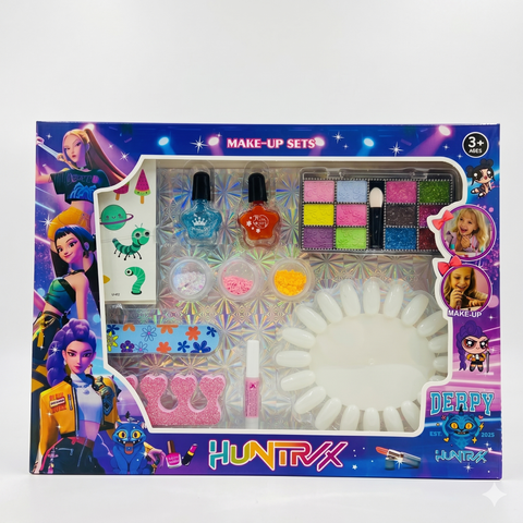 Huntrx Deluxe 20-Piece Children’s Nail Design & Eyeshadow Kit