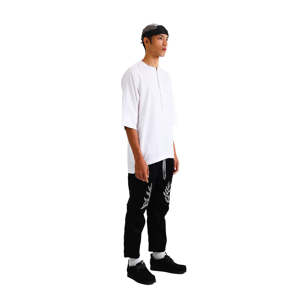 white round collar 4