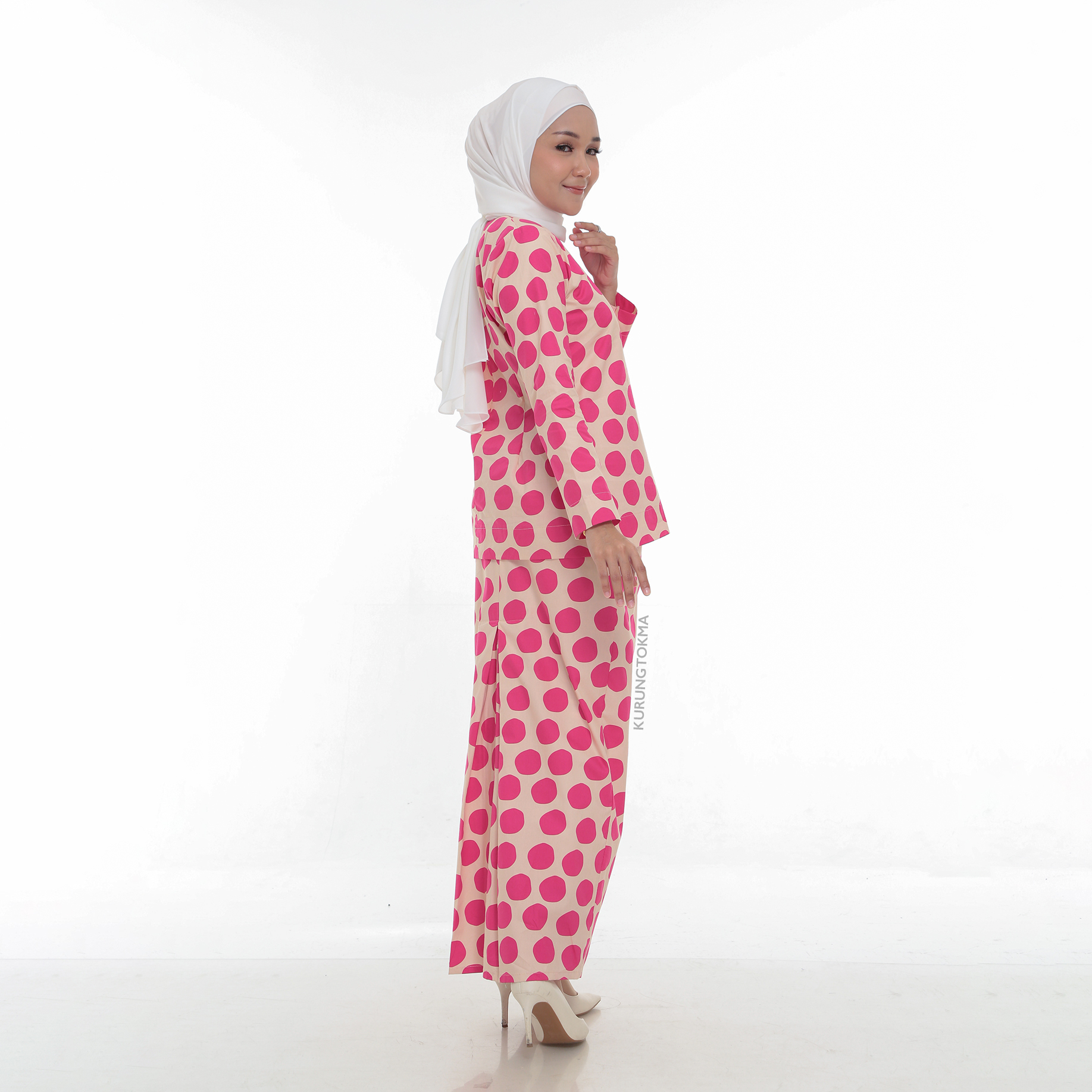 polkadot barbie pink 2