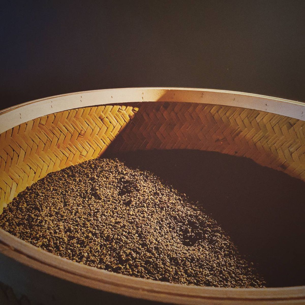 羊皮狼-茶匠的工作室 | 專業焙茶師之作