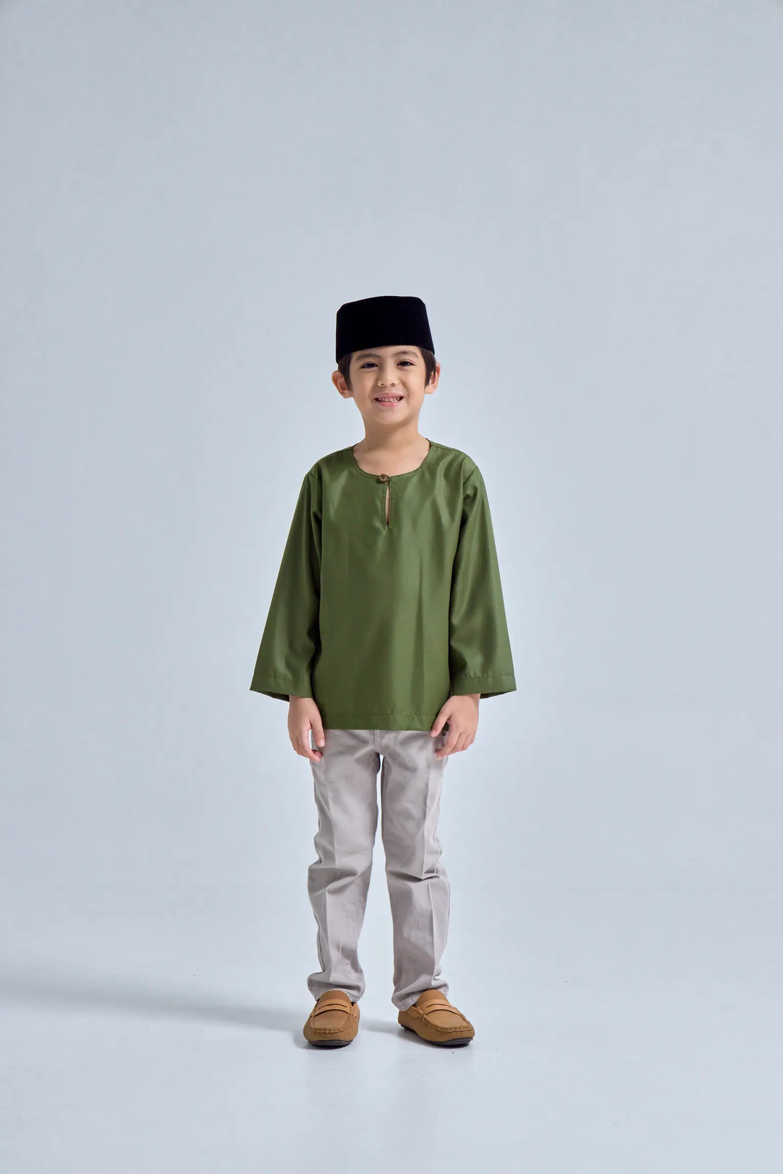 WEBP CARABAS BOY OLIVE GREEN 1