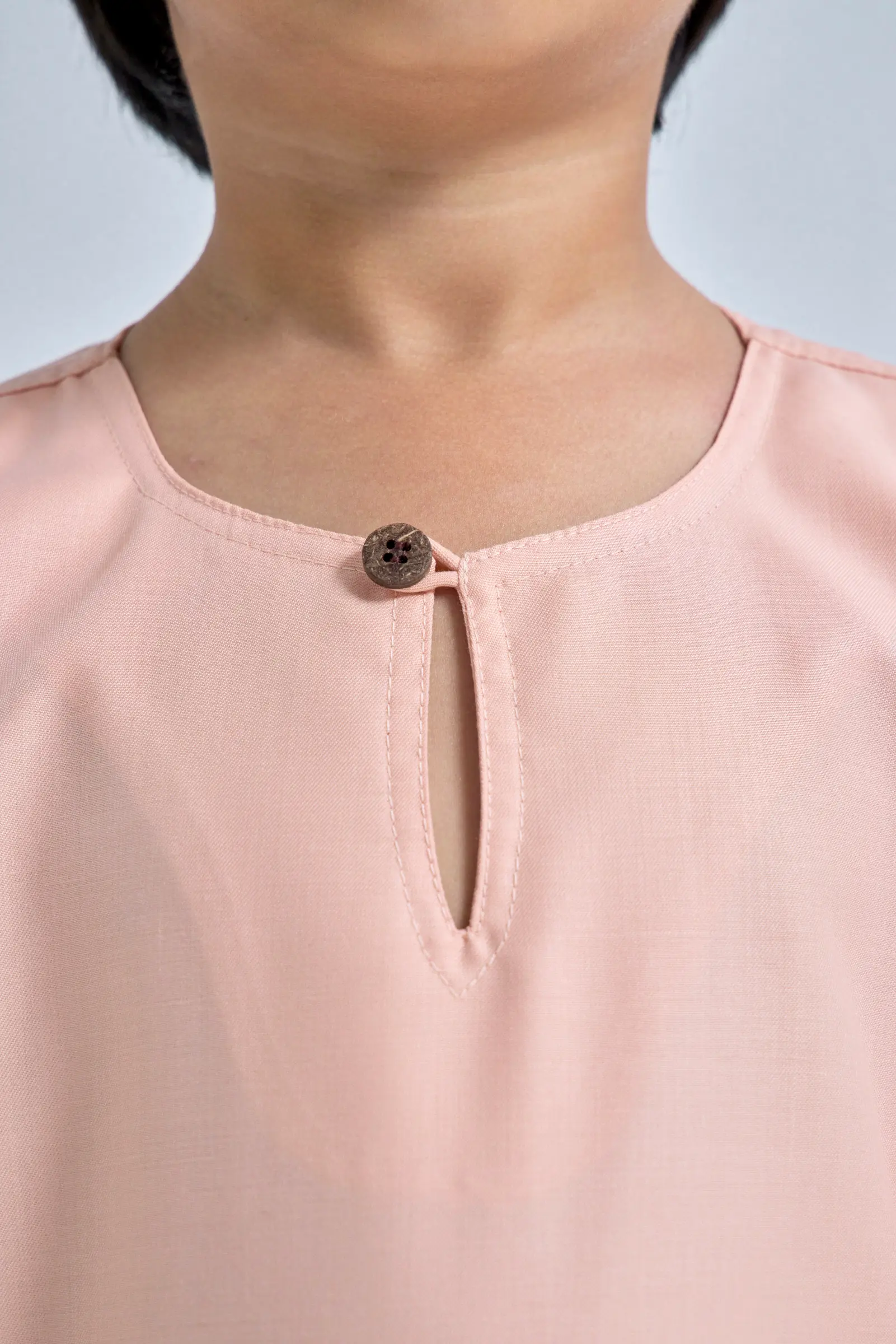 WEBP CARABAS BOY SALMON SKIN 5