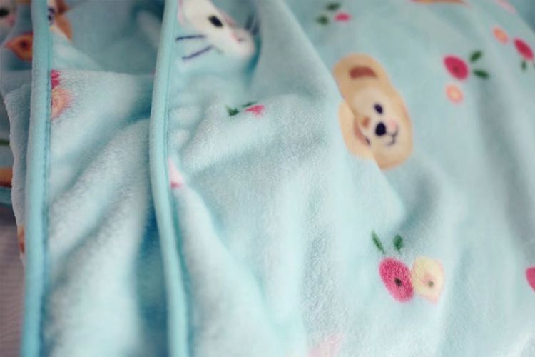 4739696451_728611897