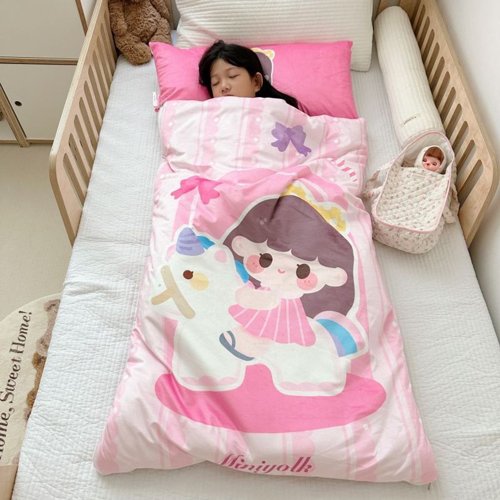 木馬女孩