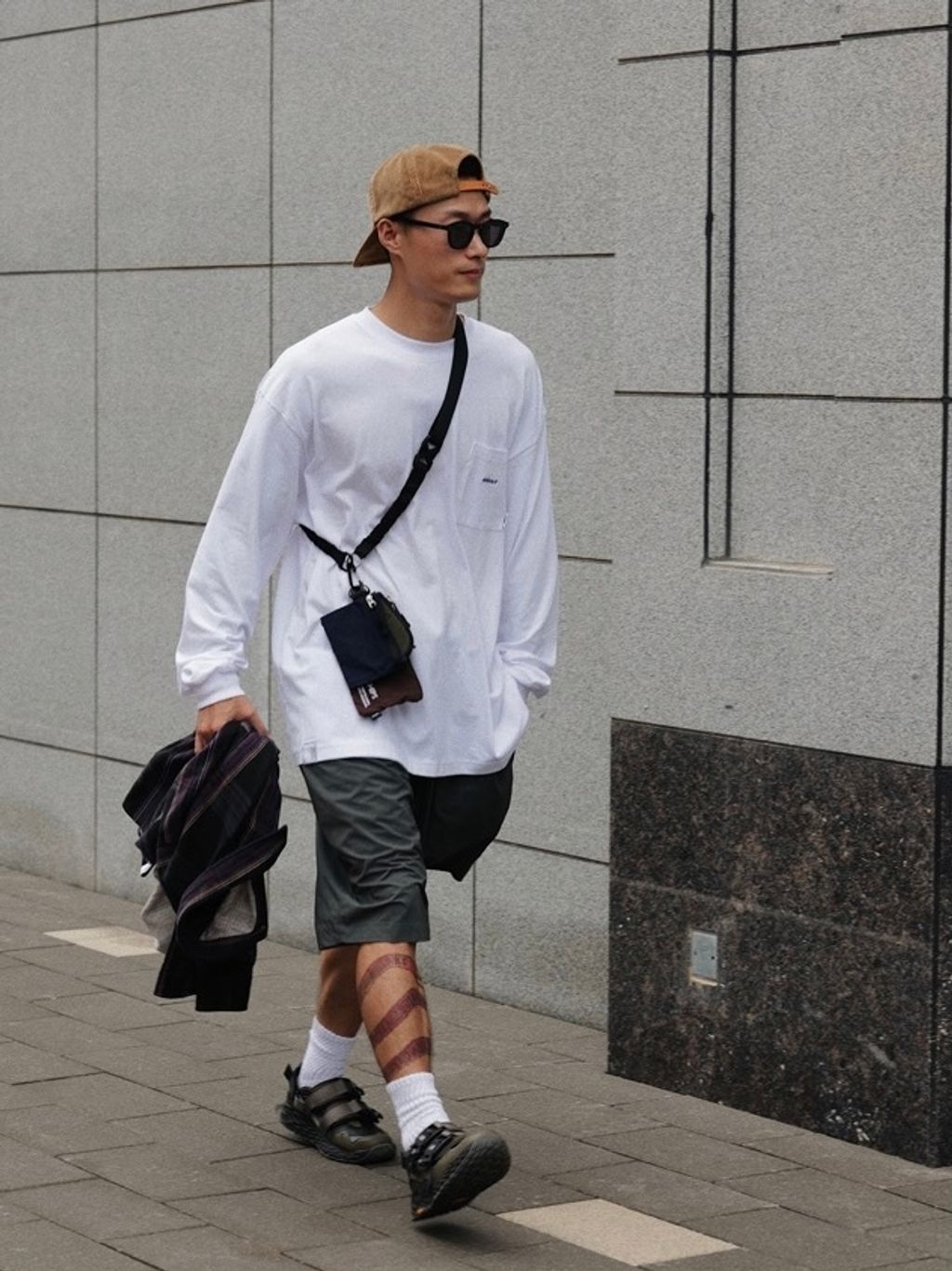 326F1BDD-406B-4552-BCF1-4A99360F3D89