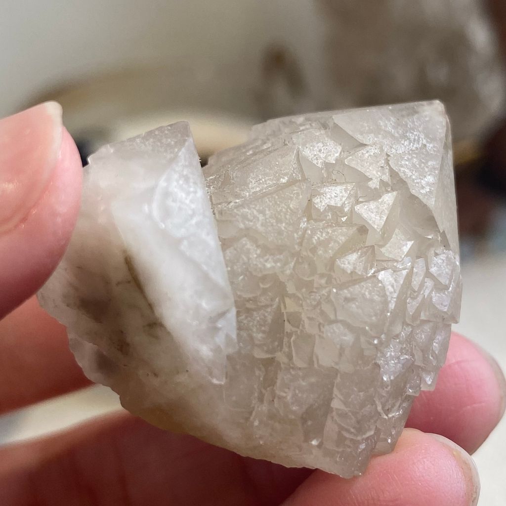 淡黃方解石骨幹晶柱 20I17001 29.5g $450 (5).JPEG
