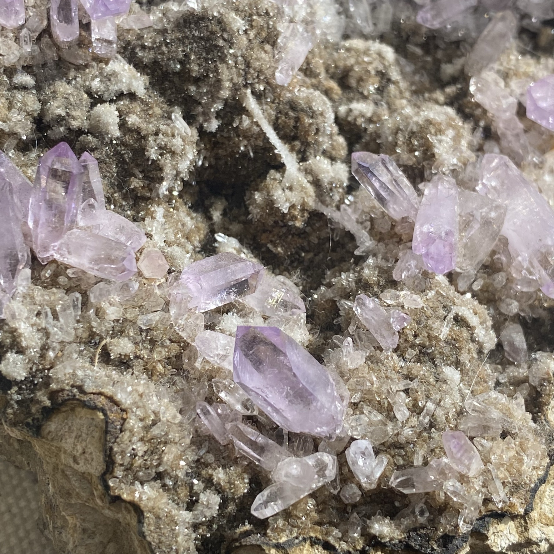 vera cruz 克魯茲墨西哥紫水晶原礦3000g 20J20001 – 宇宙合作社｜水晶