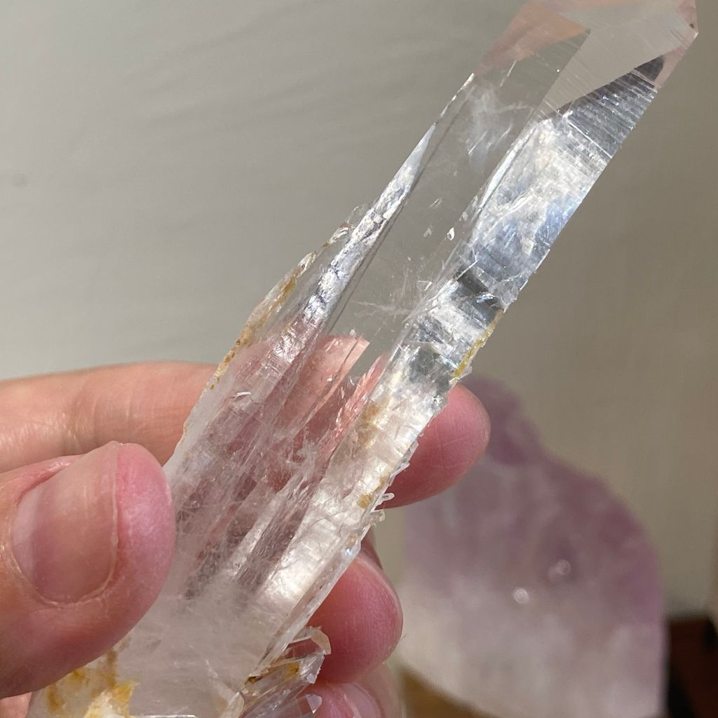精品 哥倫比亞白水晶原礦 微傷 21F18001L 41.2g 特$2400 (5).JPEG