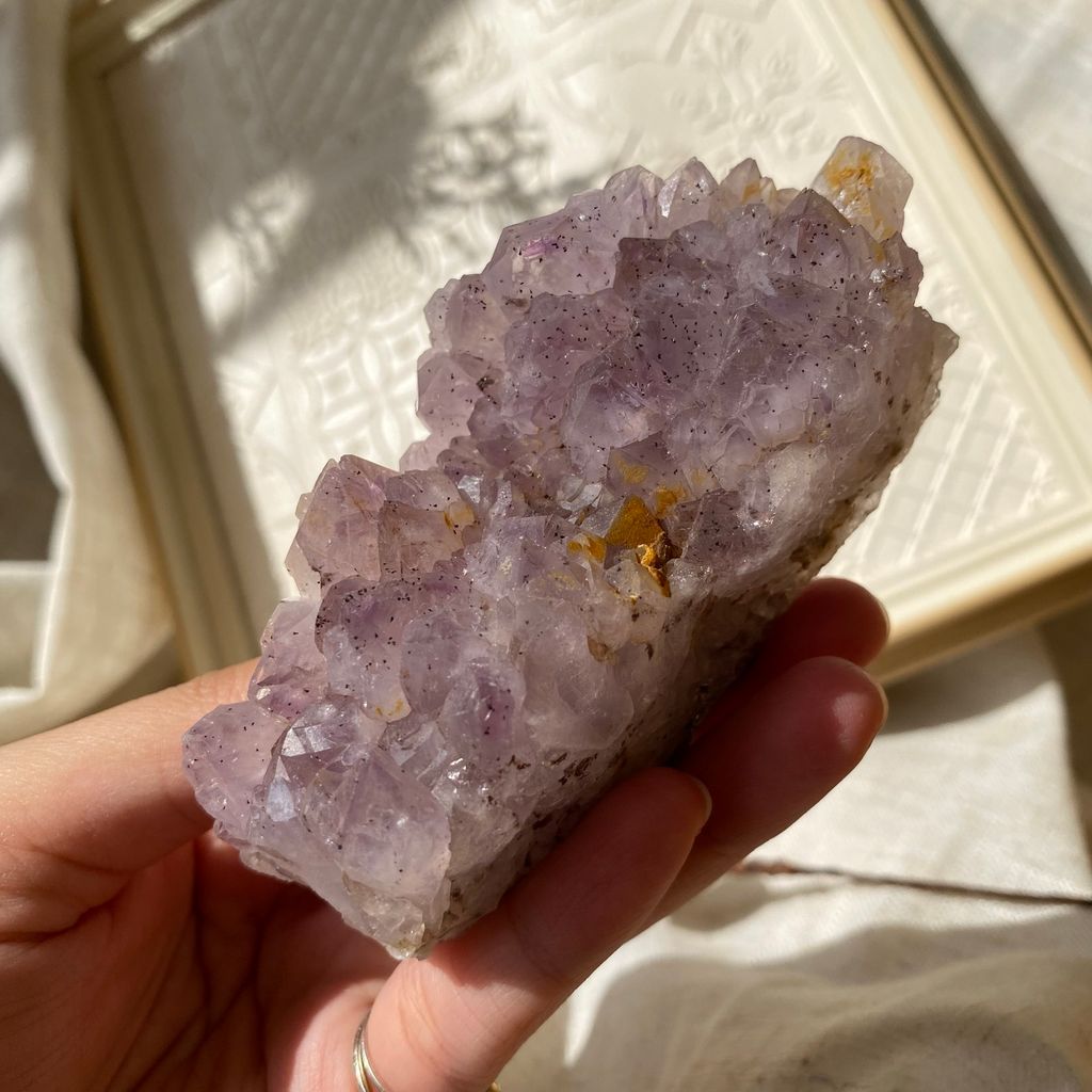 21D20001B 薰衣草淡紫水晶簇片 228.8g $350(1).JPEG