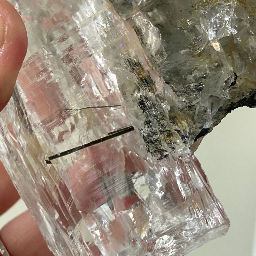 22C18015C 尼泊爾晶柱 542.5g $9999(3).JPEG