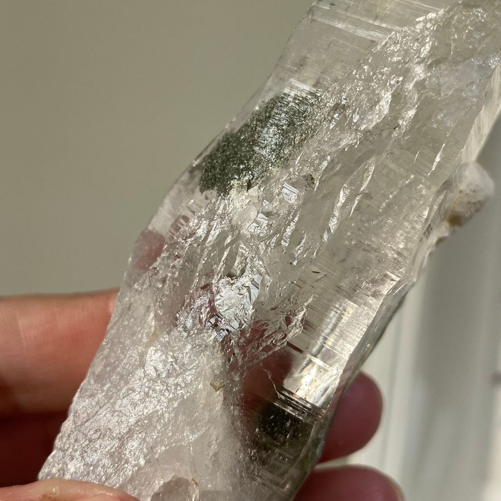 22C18015O 尼泊爾晶柱 124.2g $2500(6).JPEG