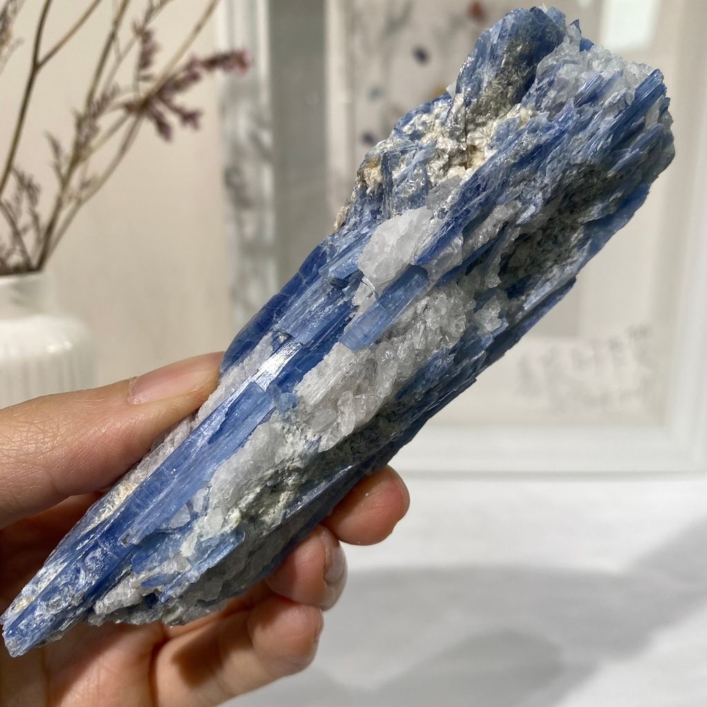 21K57001E 藍晶石原礦 152.4g $700 (6).JPEG