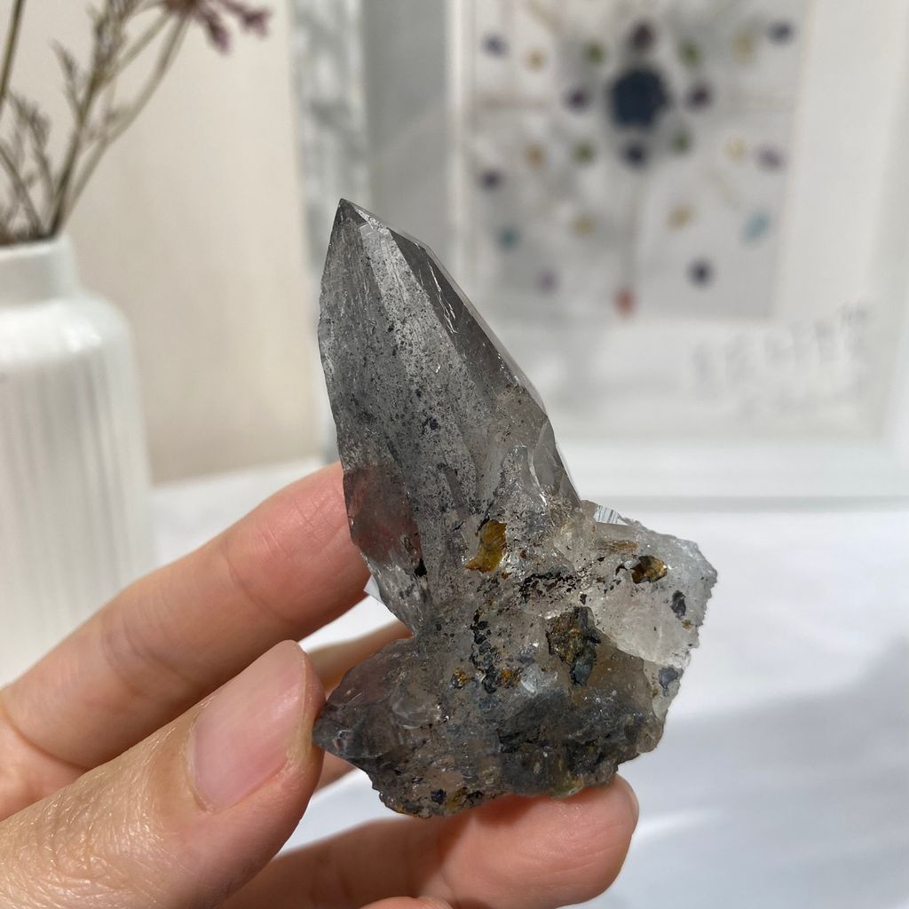 22A18006R 尼泊爾水晶 49.1g $1700 (1).JPEG