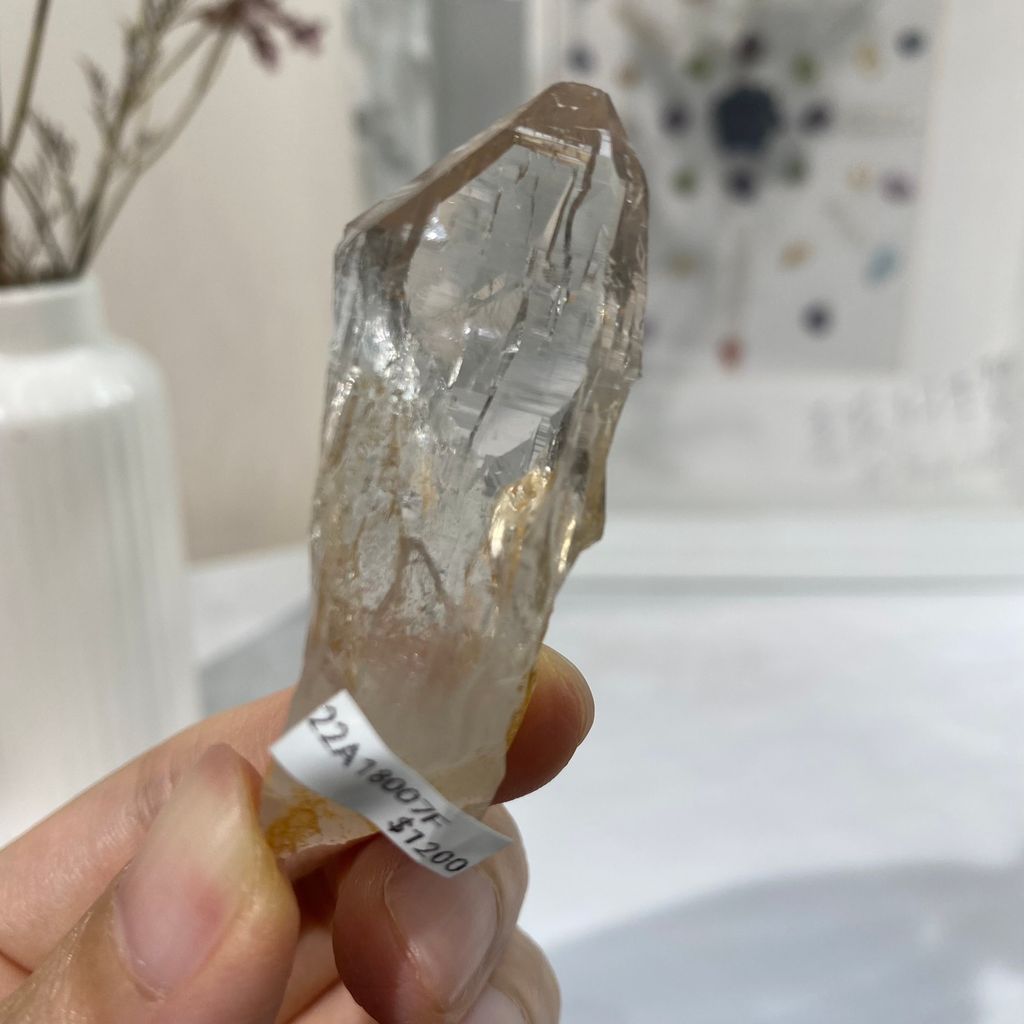 22A18007F 尼泊爾水晶 22.3g $1200 (1).JPEG