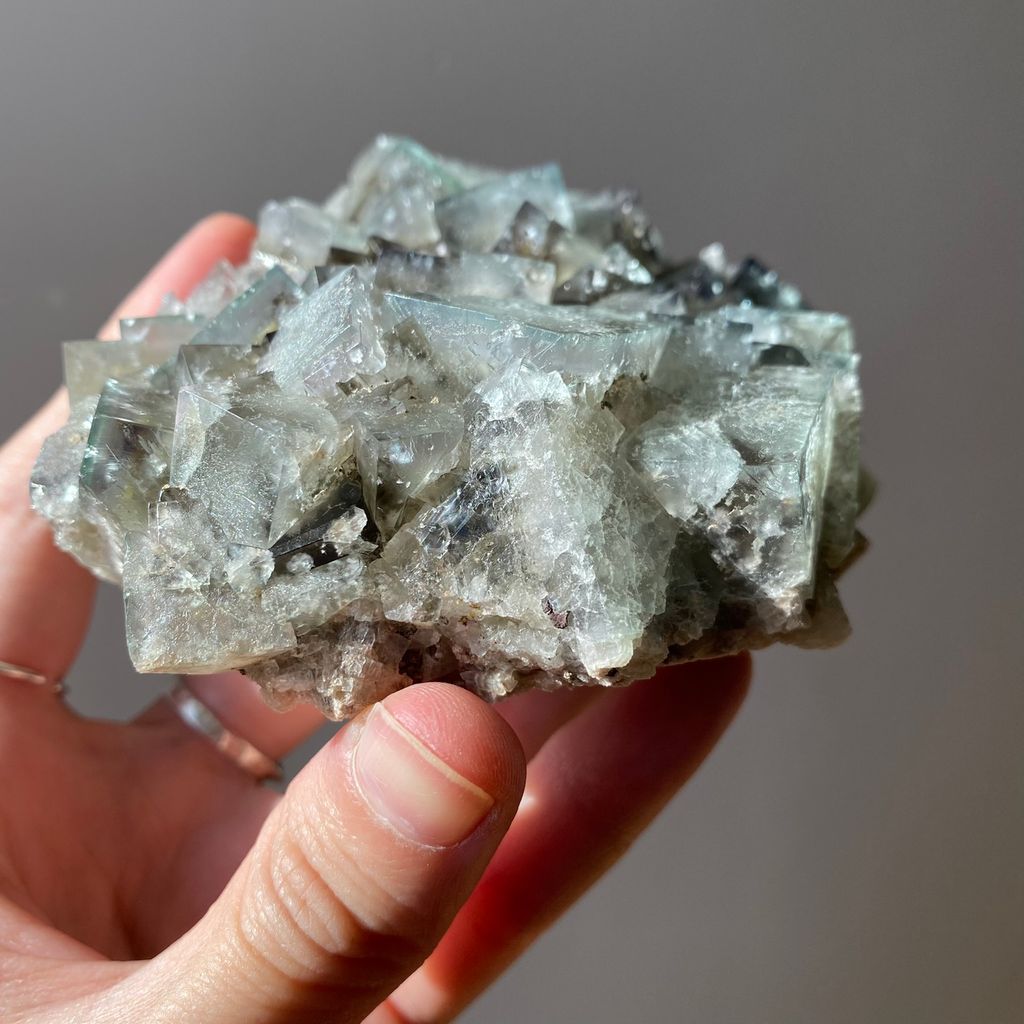 22F03PI4 英國日光螢石 446.7g $6600 (2).JPEG