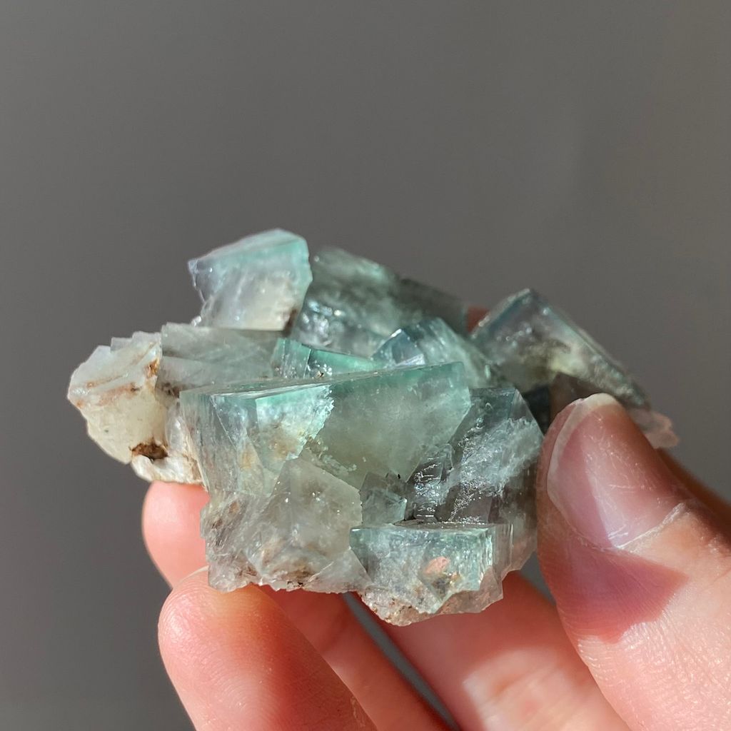 22F03PI29 英國日光螢石 59.1g $1300 (3).JPEG