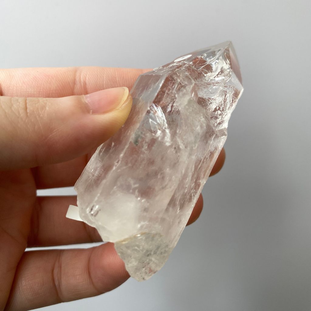 22F180017巴西雷擊水晶 65.7g $3200 (2)