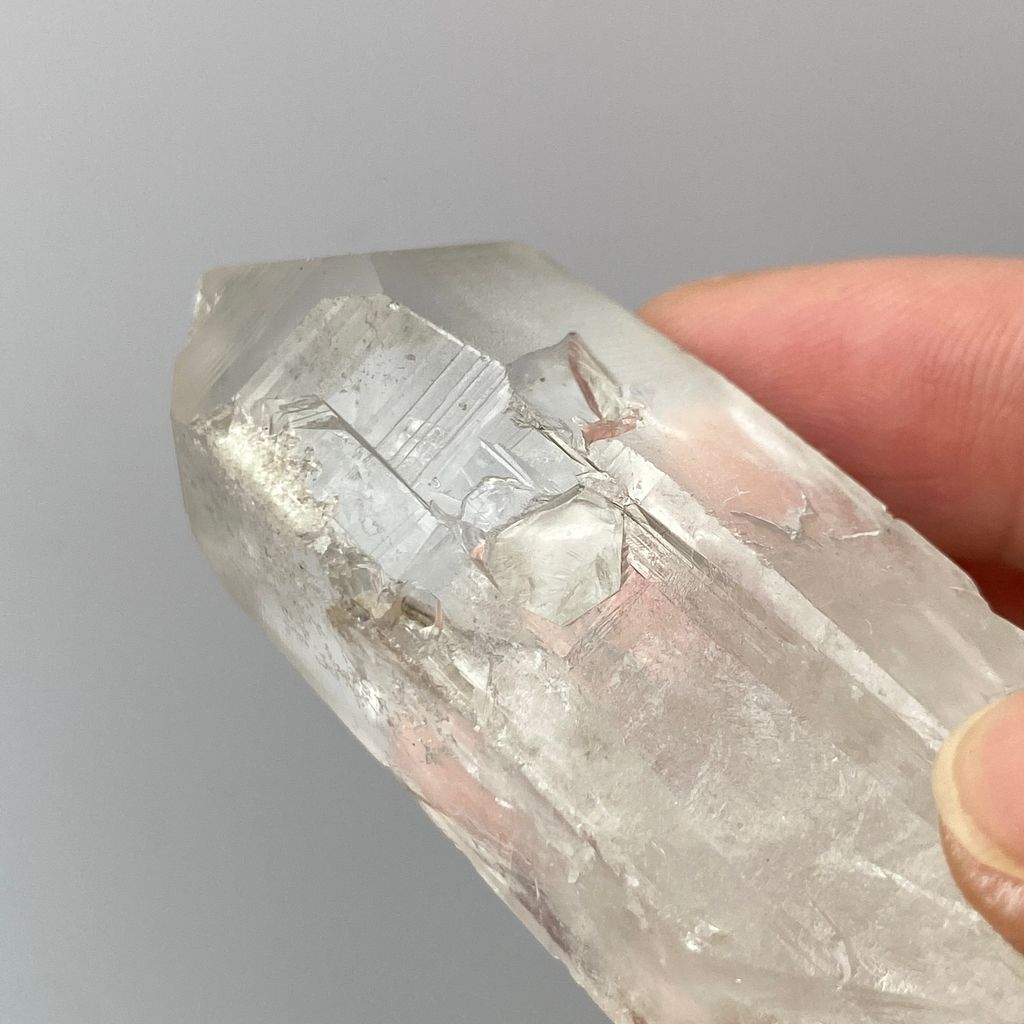 22F1800112巴西雷擊水晶 50.4g $2500 (9)