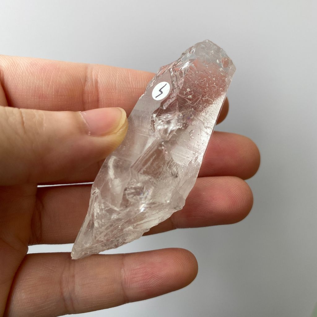 22F1800117巴西雷擊水晶 33.7g $1400 (1)