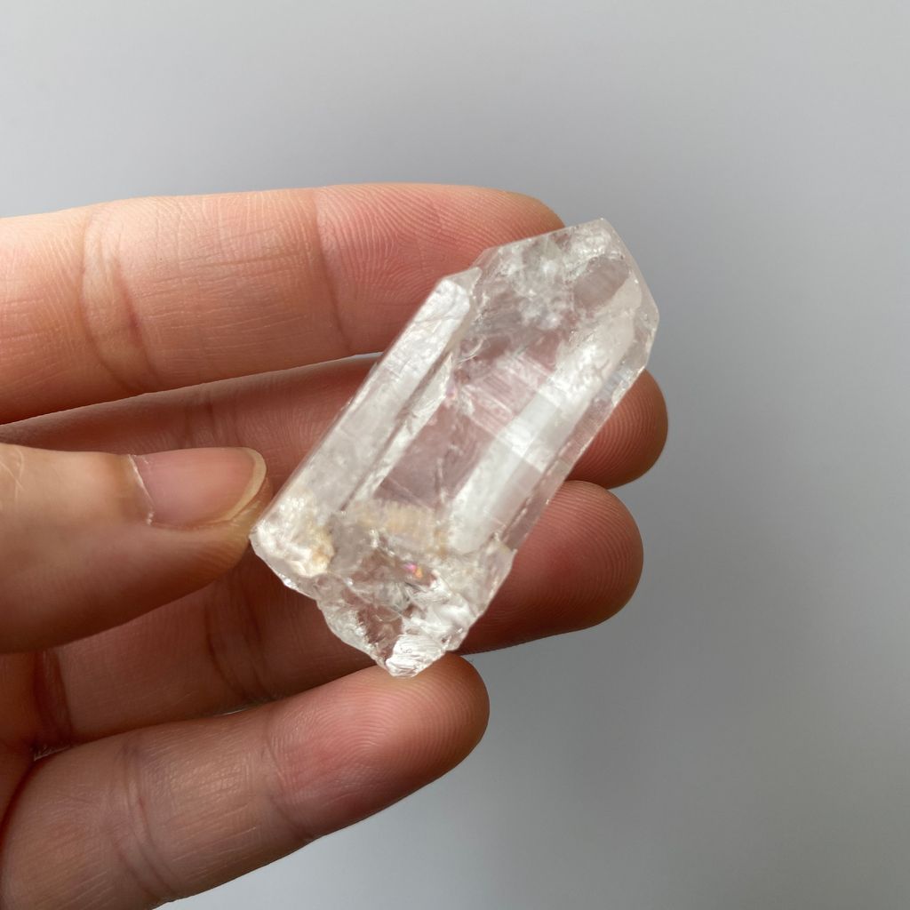 22F1800151巴西雷擊水晶 18.9g $1000 (1)