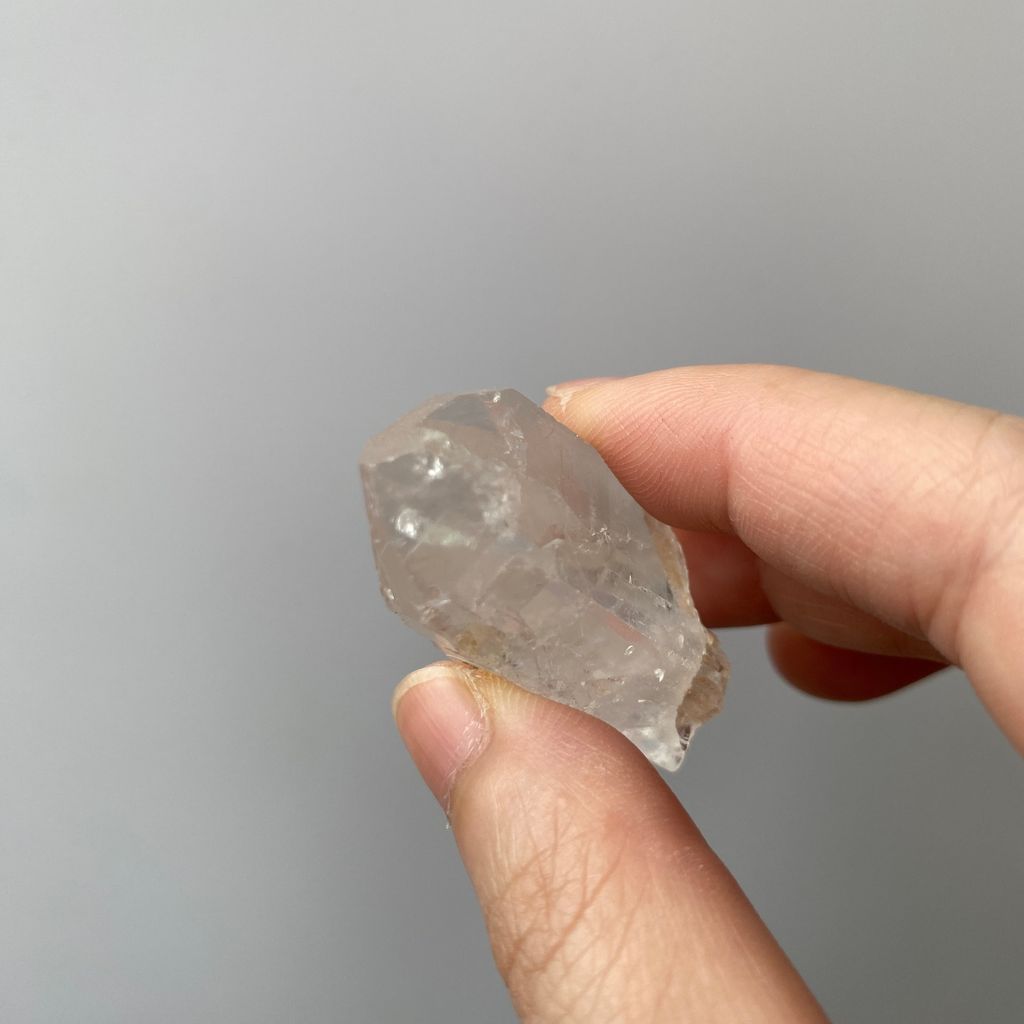 22F1800151巴西雷擊水晶 18.9g $1000 (5)