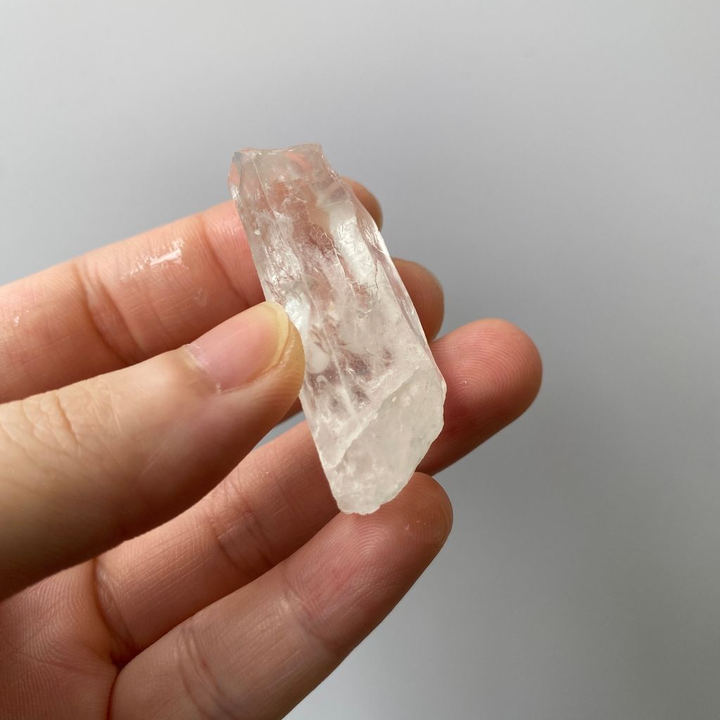 22F1800156巴西雷擊水晶 14.9g $800 (2)