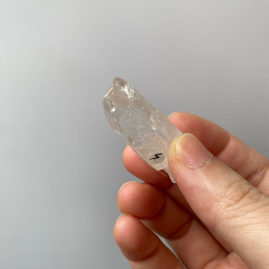 22F1800156巴西雷擊水晶 14.9g $800 (5)