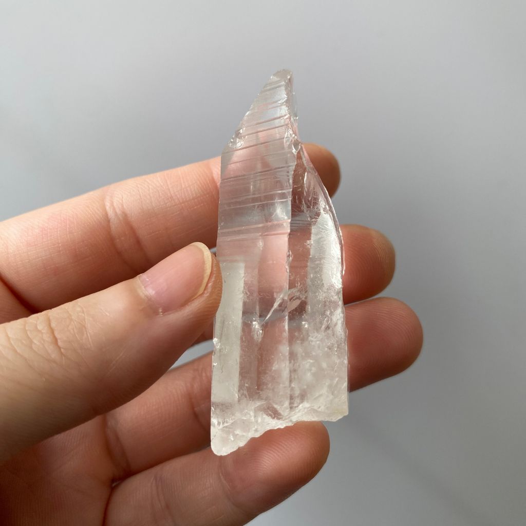 22F1800211巴西雷擊水晶 33.7g $1400 (2)