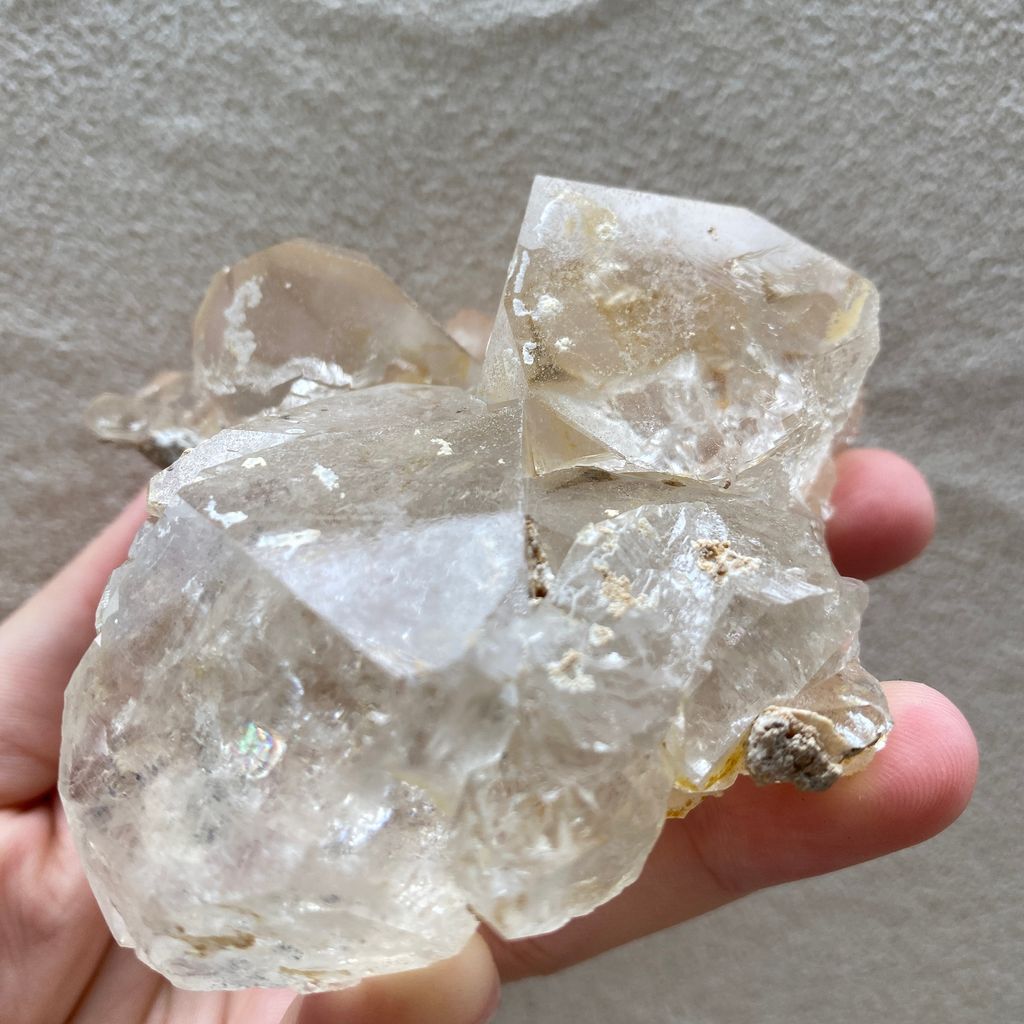 23E18A1 巴基斯坦哈休比封閉式扭旋水晶 204.1g $6000 (9)