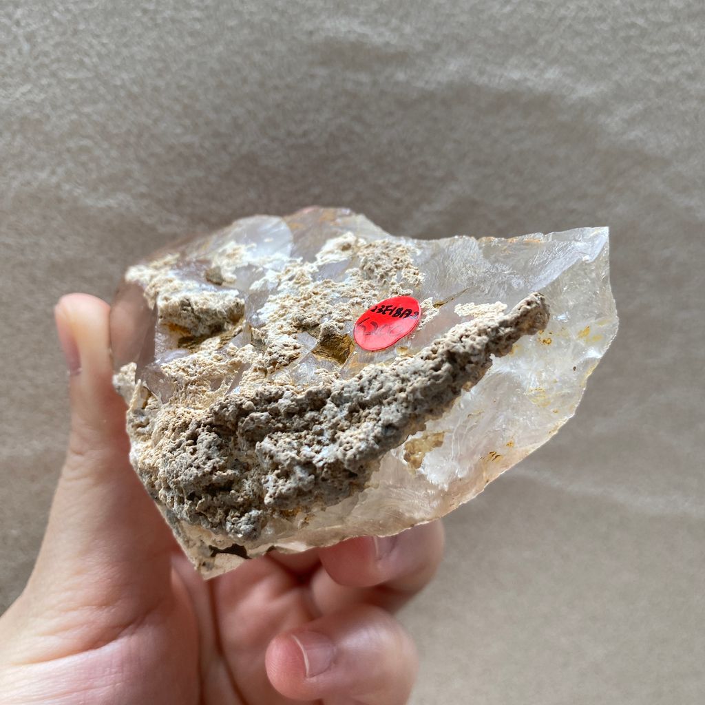 23E18A2 巴基斯坦哈休比封閉式扭旋水晶 169.1g $6200 (8)