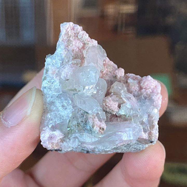 22L25001C 保加利亞菱錳礦共生水晶 26.2g $1600 (1)