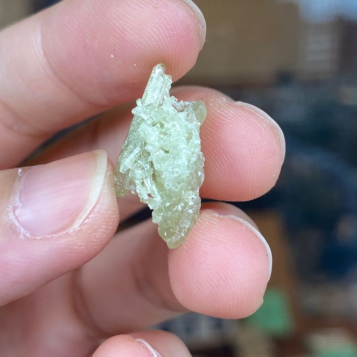 23E137A6 加拿大魁北克翠色維蘇威石 1.4g $1500 (2)