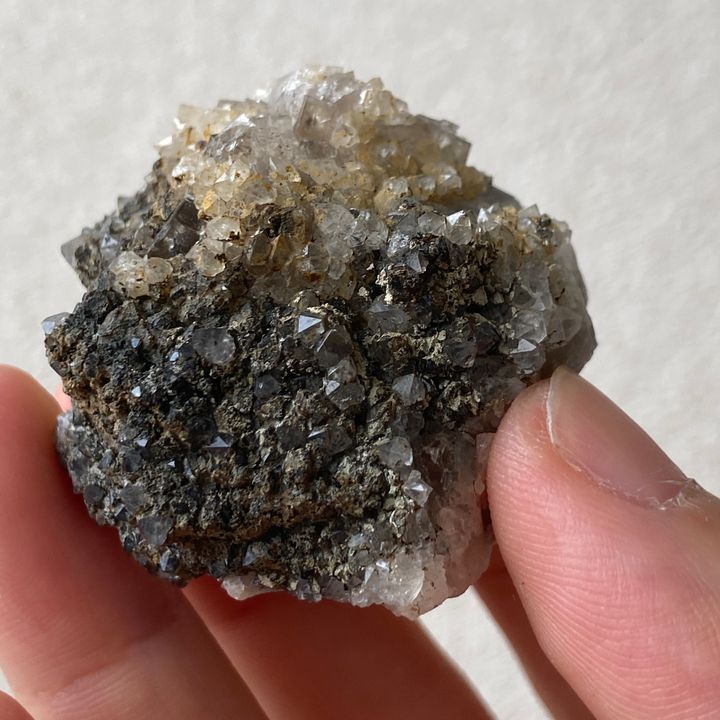 公牛靜脈｜英國日光螢石 22K03BV1 52.6g  (2)