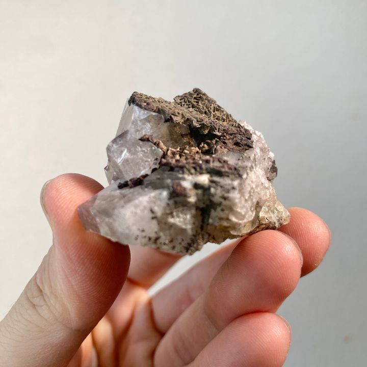 雪莉｜英國日光螢石 精品礦標 23B03STSD (2)